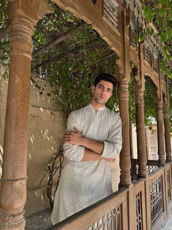 Ivory White Embroided Kurta Pajamas - Image 5