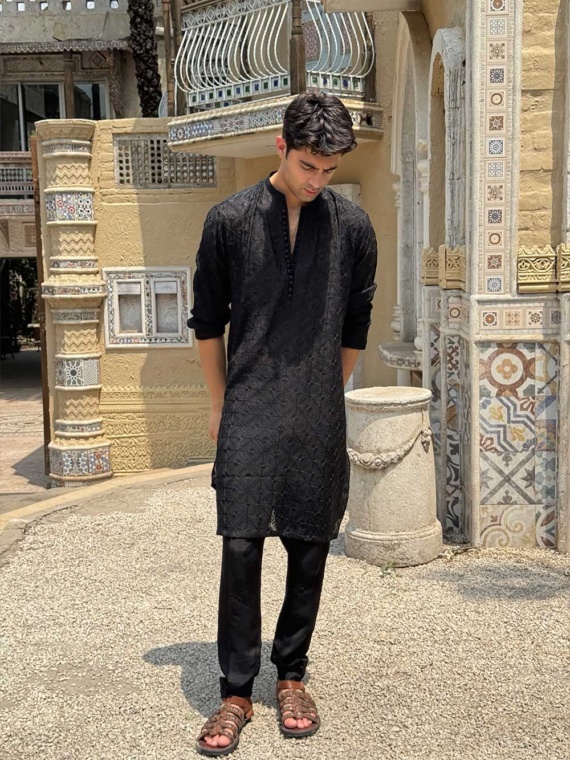 Black Embroided Kurta Pajamas - Image 4