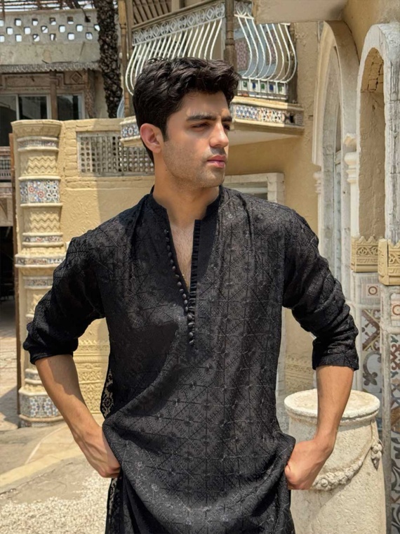 Black Embroided Kurta Pajamas - Image 5